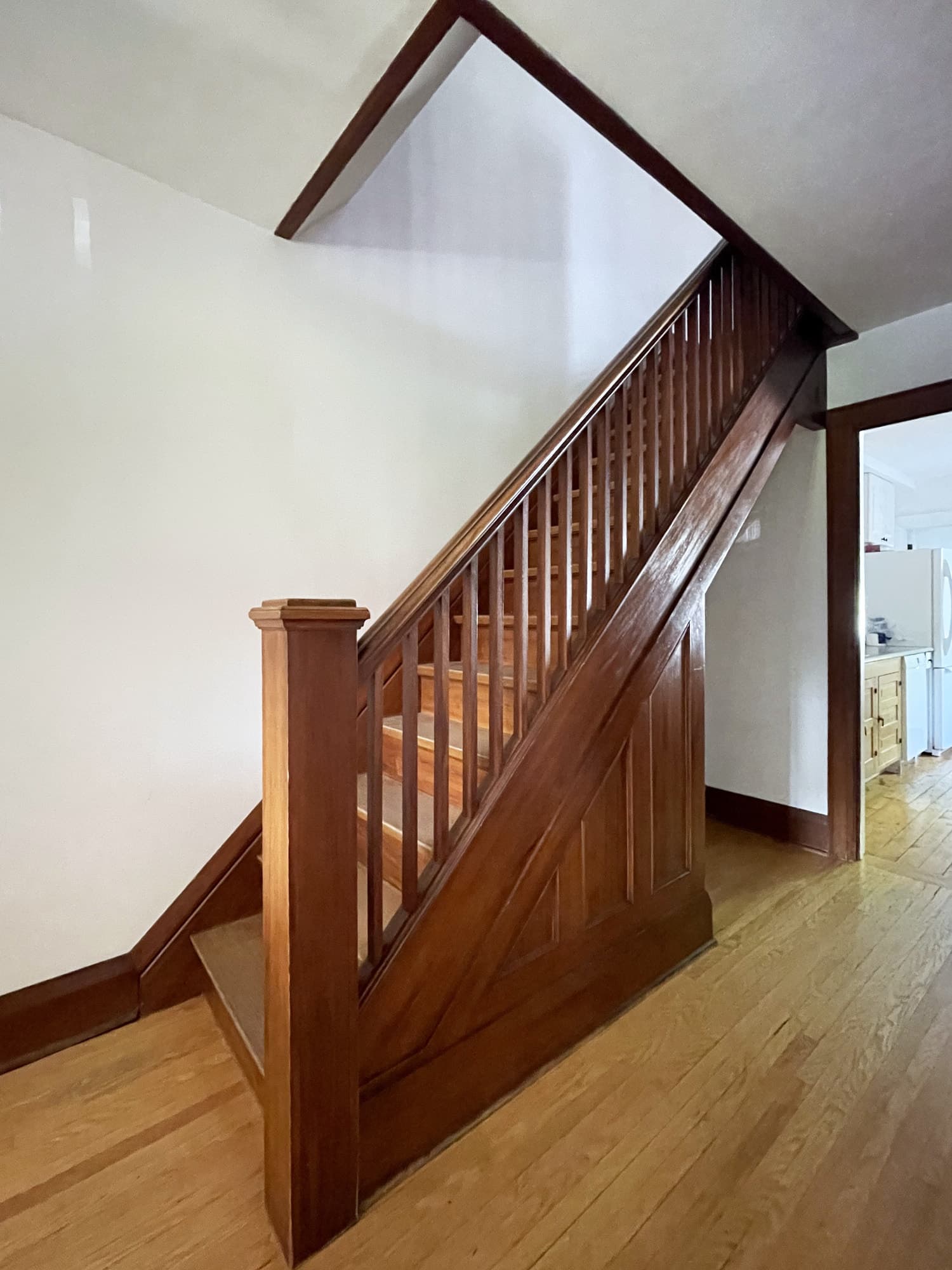 Staircase alcove before renovation in a 1920s Toronto century home